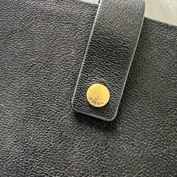 Fossil Wallet - Picture 2 of 4